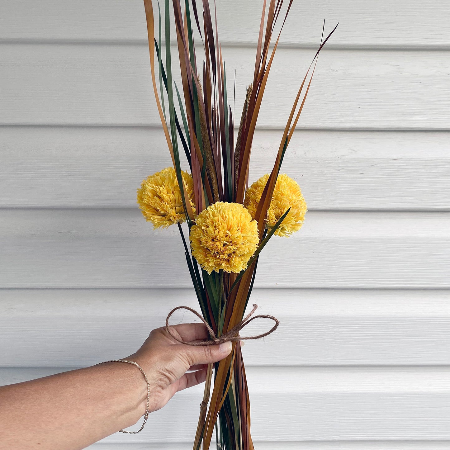 Small Billy Ball Bouquet