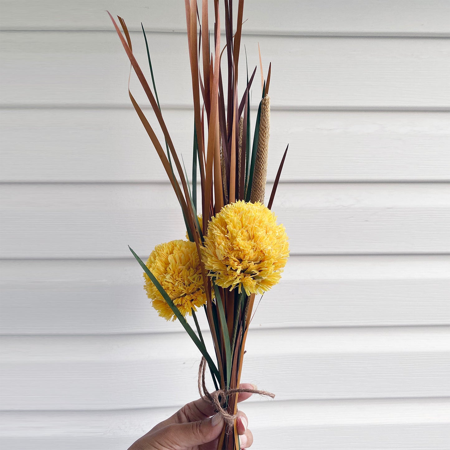 Small Billy Ball Bouquet